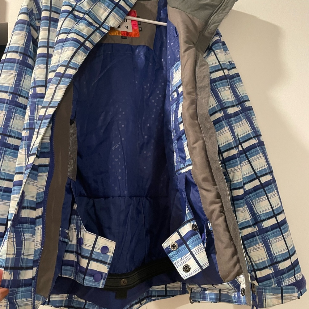 Women’s Roxy Ski Jacket, Size Small - image 2